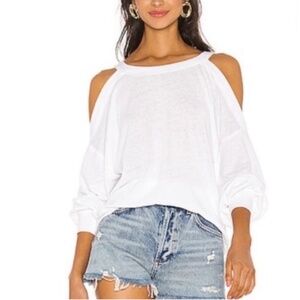 EUC [We The Free ✵ People] Ultra White Cold Shoulder Long Sleeve Tee | Small Top